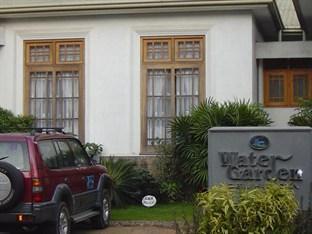 Water Garden Hotel Belihuloya Exterior photo